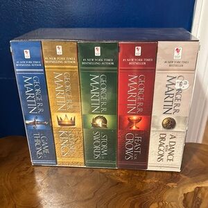 New Factory Sealed George R. R. Martin's A Game of Thrones Song of Ice and Fire